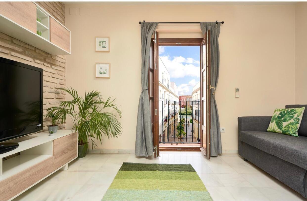 Apartamento Triana 2 Habitaciones — Photos 1